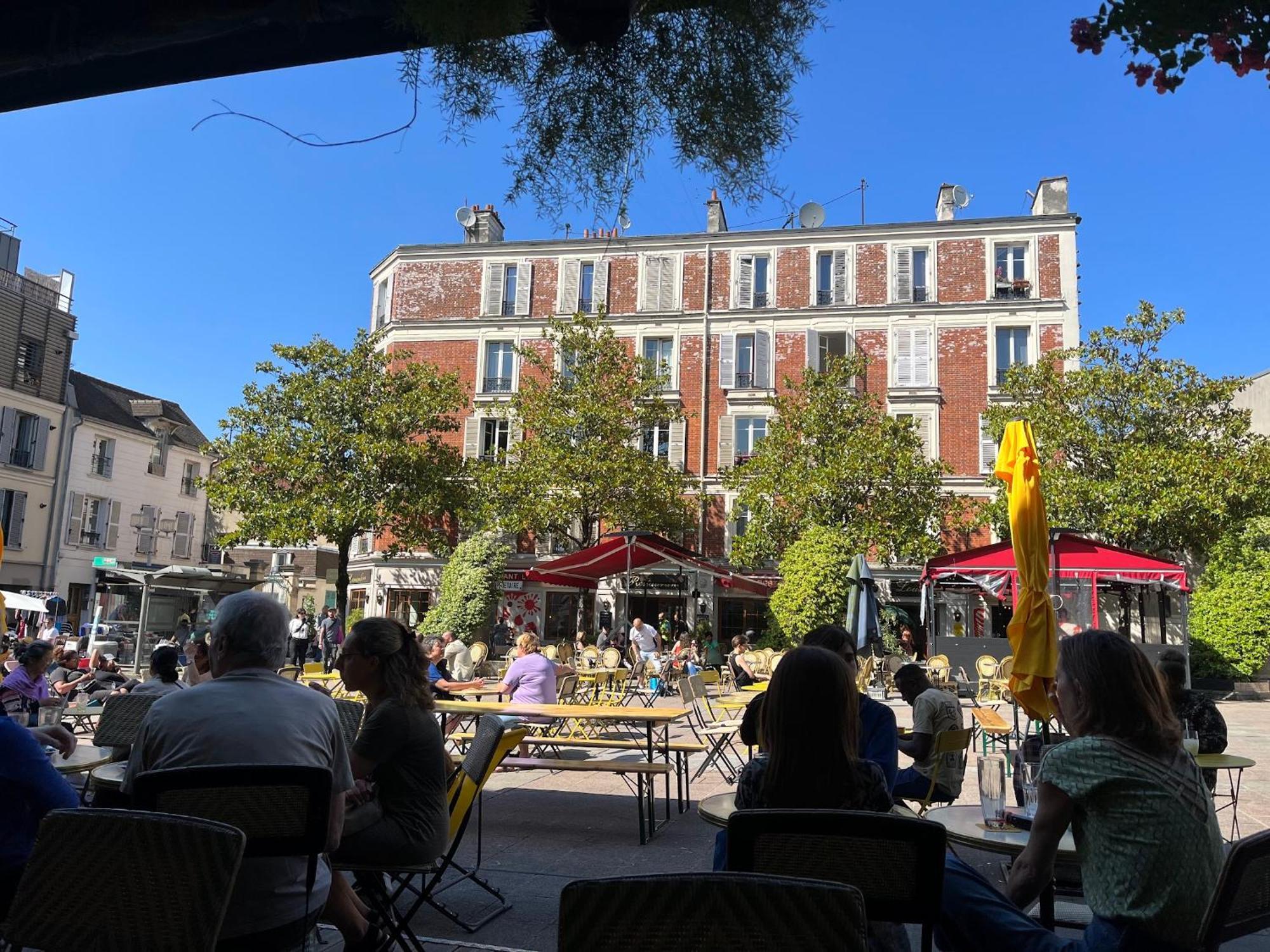 Spacious Flat With Terrasse And Parking Near Metro Bagnolet Esterno foto