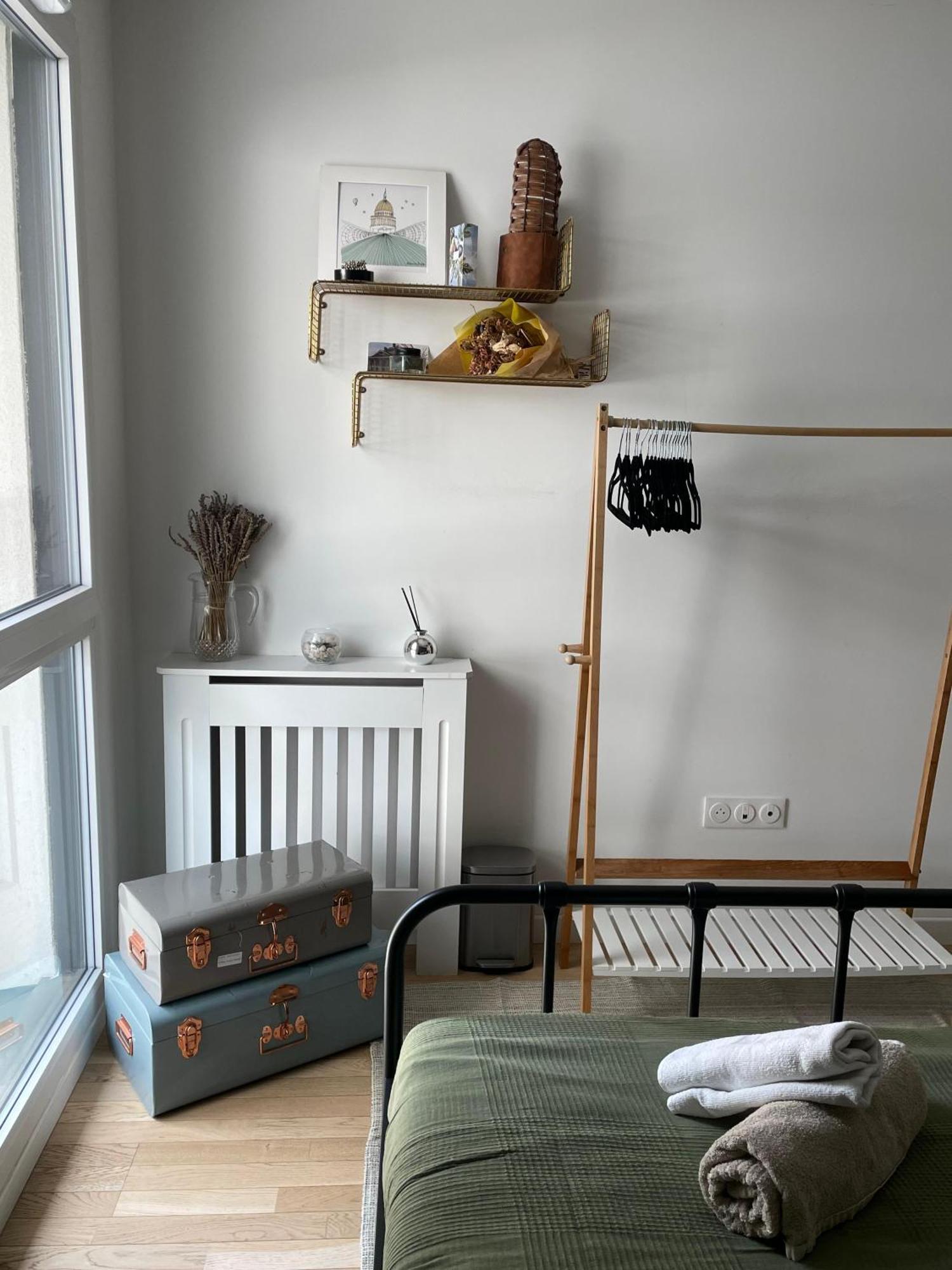 Spacious Flat With Terrasse And Parking Near Metro Bagnolet Esterno foto